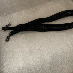 Coach Black Novelty Strap with Chain woven detailing.